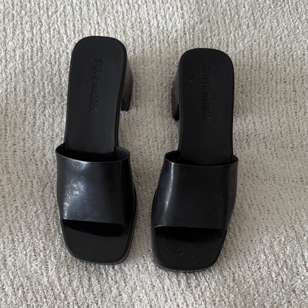 Steve Madden Black Women's Jelly Heels